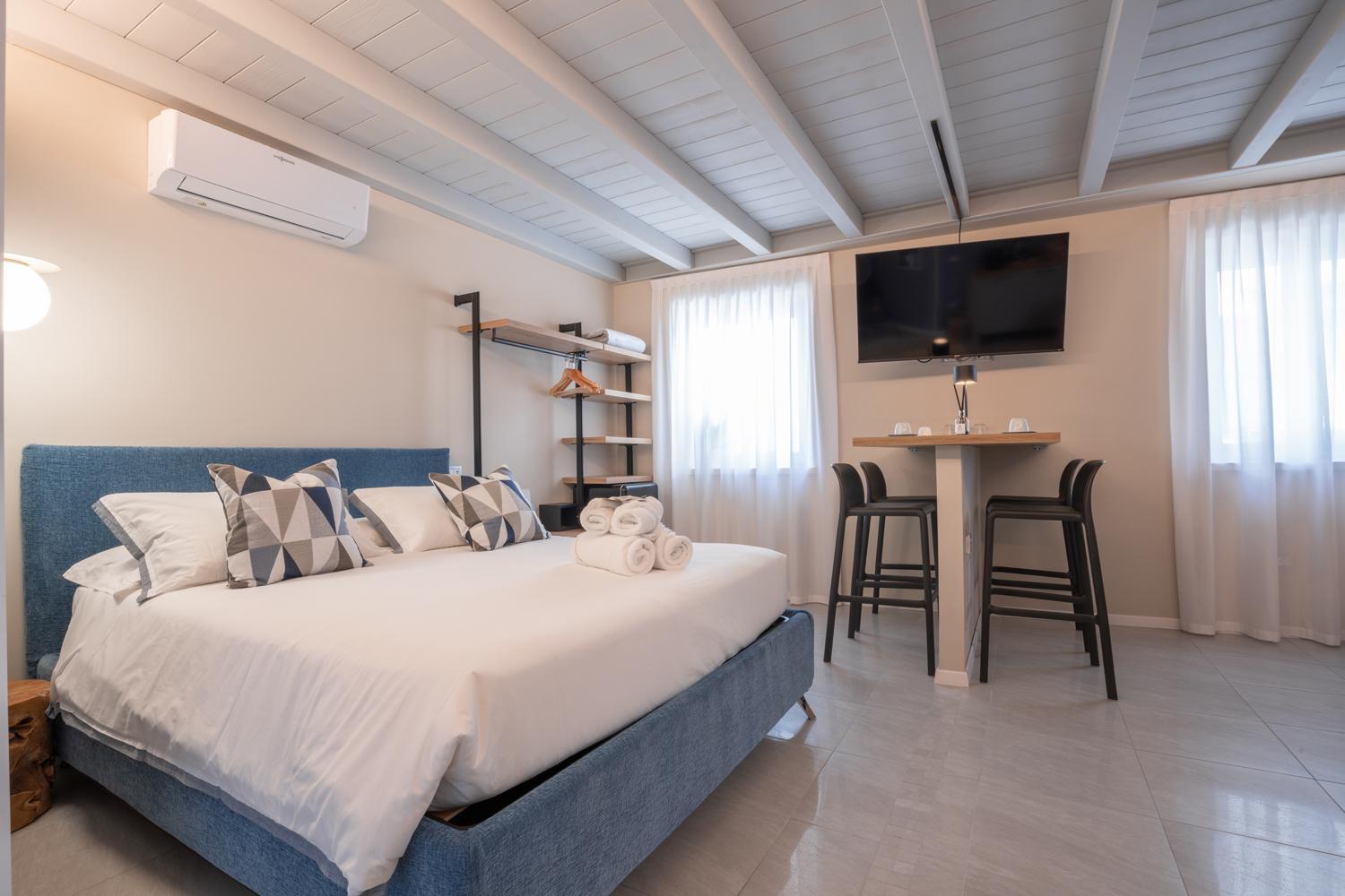 Es Rooms And Apartments Torbole Sul Garda Dış mekan fotoğraf
